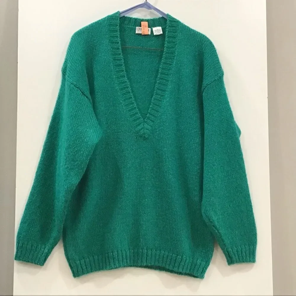 beautiful green